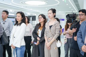 天博体育官网首页-风云突变武汉三镇今晨官宣签约，西甲版图或变，媒体盛赞，球探报告显示潜力