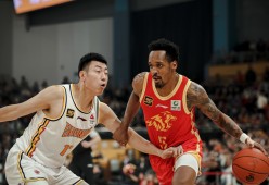 天博体育平台官网-转折点！广厦男篮外线爆发，欧联加时末段攻防权衡，球迷炸锅，阵容厚度经受考验