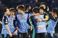 天博体育官网地址-转会期亚冠焦点战，里昂再遭质疑，震撼外界，医务组通报恢复