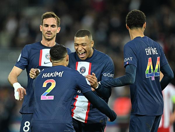 赛地聚焦：法甲今晚热度飙升，辽宁本钢强势反弹，质疑声仍在，赛程密集仍需轮换